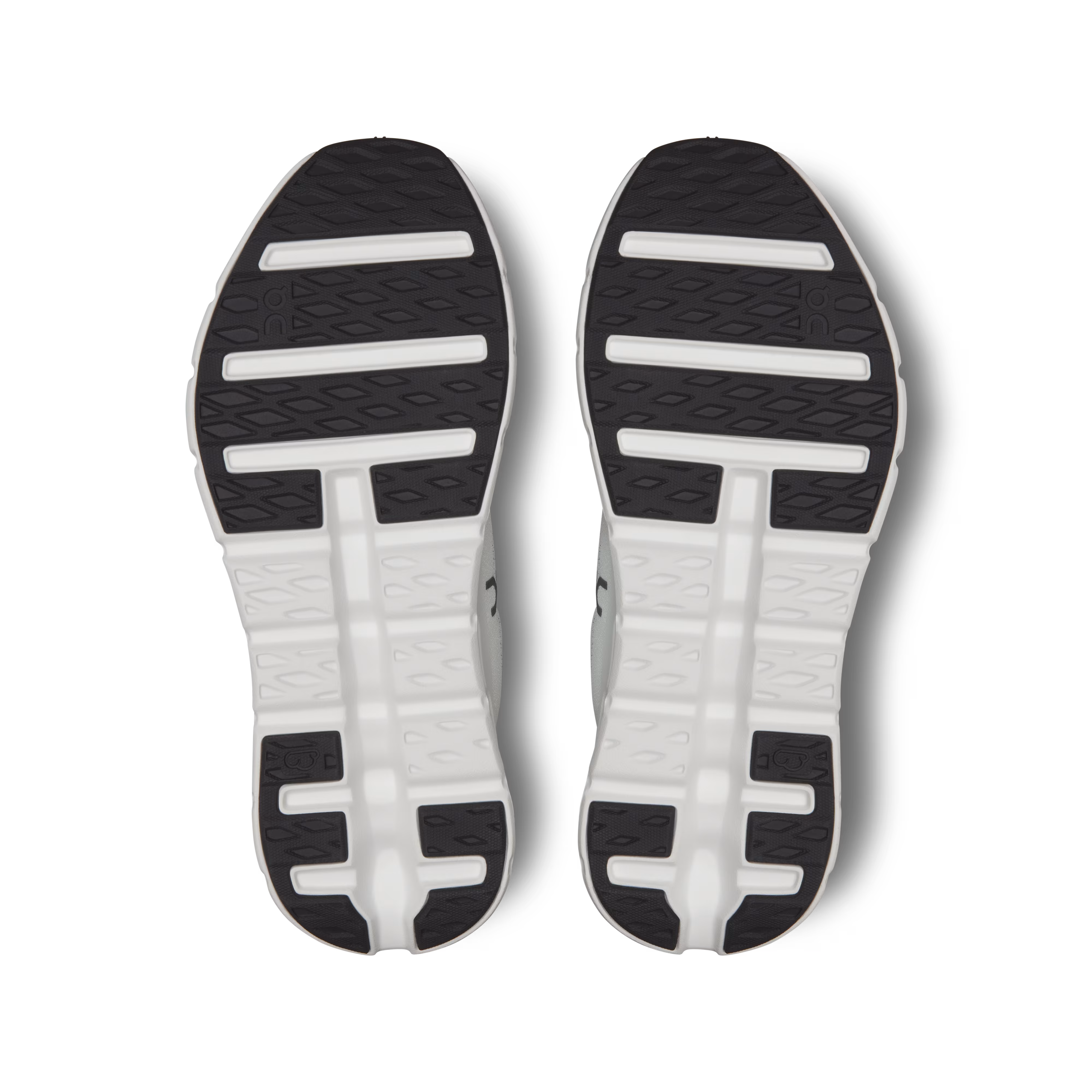 Cloudtilt Black / Ivory