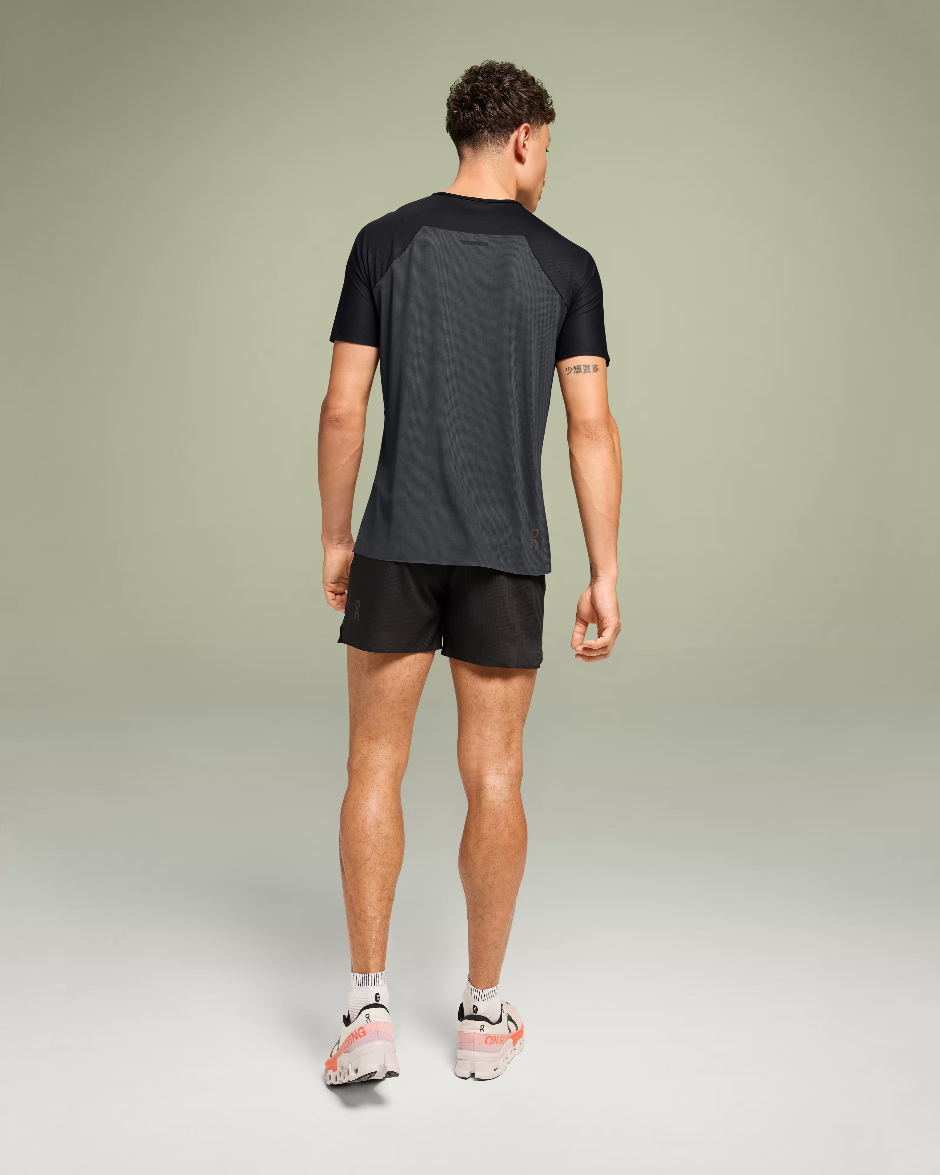 Haut Cloud Black | Eclipse
