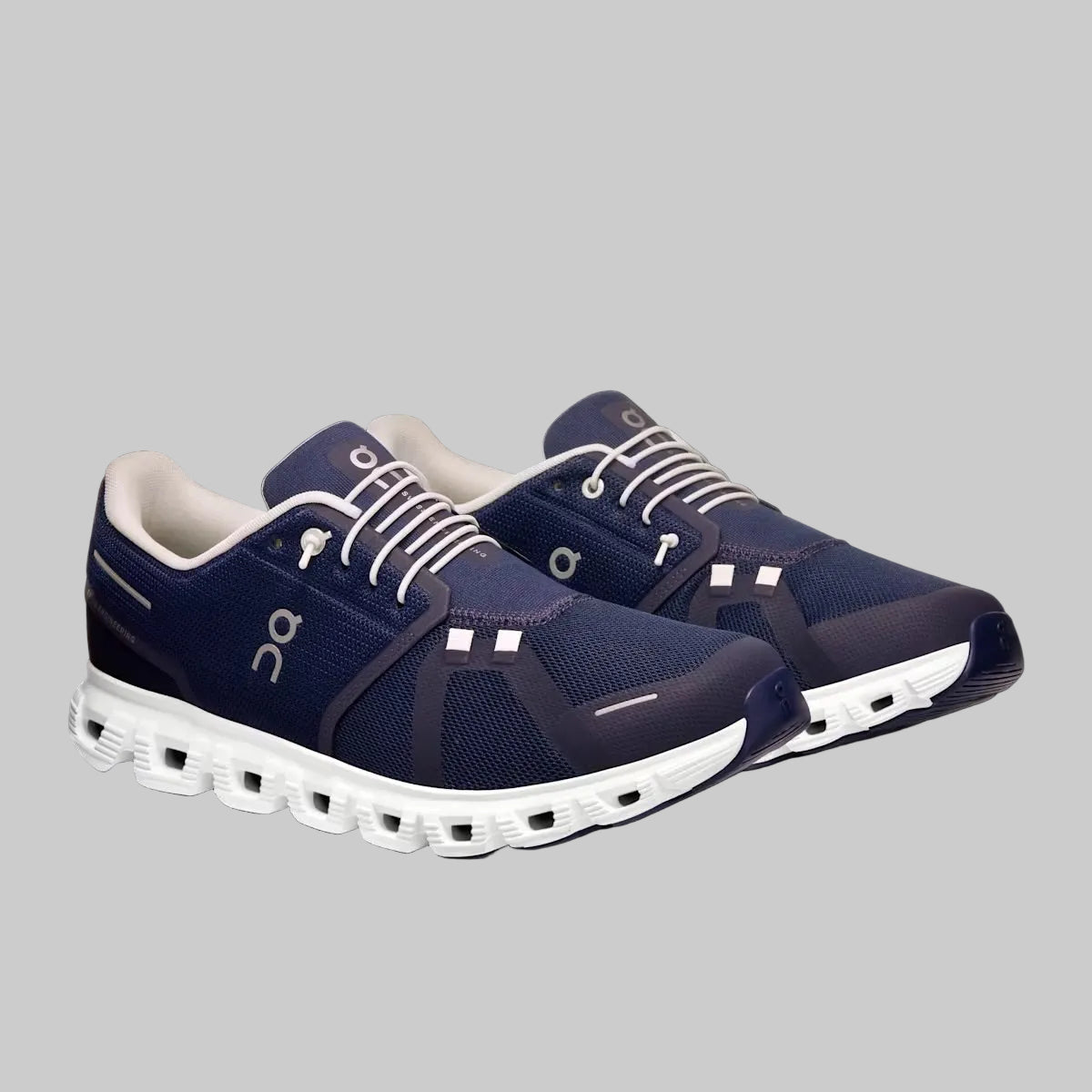 Cloud Midnight | White